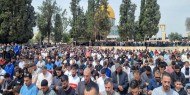 الآلاف يؤدون صلاة الجمعة في المسجد الأقصى والاحتلال يعتدي على المصلين