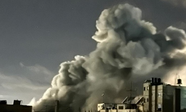  22 شهيدا جراء قصف طيران الاحتلال 11 منزلا في مدينة رفح