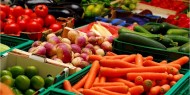 أسعار الخضراوات والفواكه والدواجن في أسواق غزة اليوم