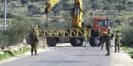 الاحتلال ينصب حاجزًا عسكريًا على مدخل بلدة برقين ويعيق حركة المواطنين