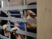 30 أسيرة يعشن ظروفا مأساوية داخل سجون الاحتلال