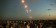 الإعلام العبري يكشف عن حصيلة الصواريخ التي استهدفت عسقلان