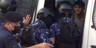 الاحتلال يعتقل مواطنين من بلدة العيسوية